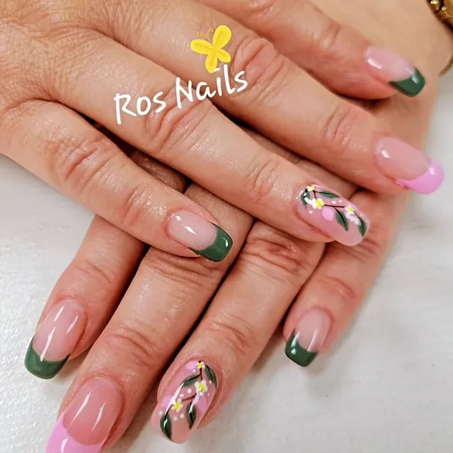 Ros Nails Centro de Uñas manicura